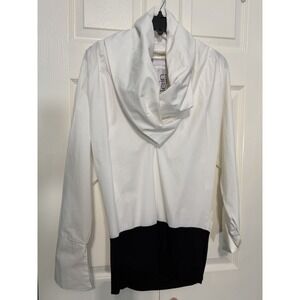 Karen Klein Black /‎ White Top Size Small